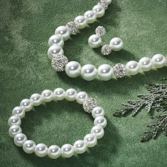 Beautiful Glass Pearl Jewelry Set - Picture 7 of 7